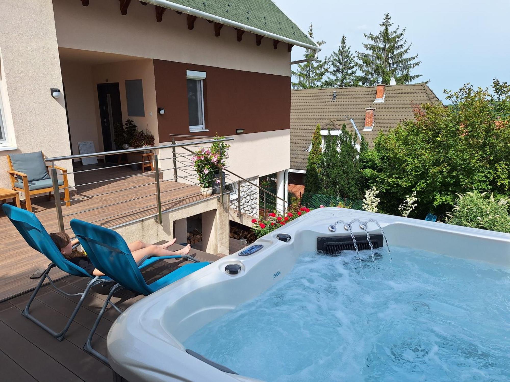 Happy Home Apartman Miskolc Buitenkant foto